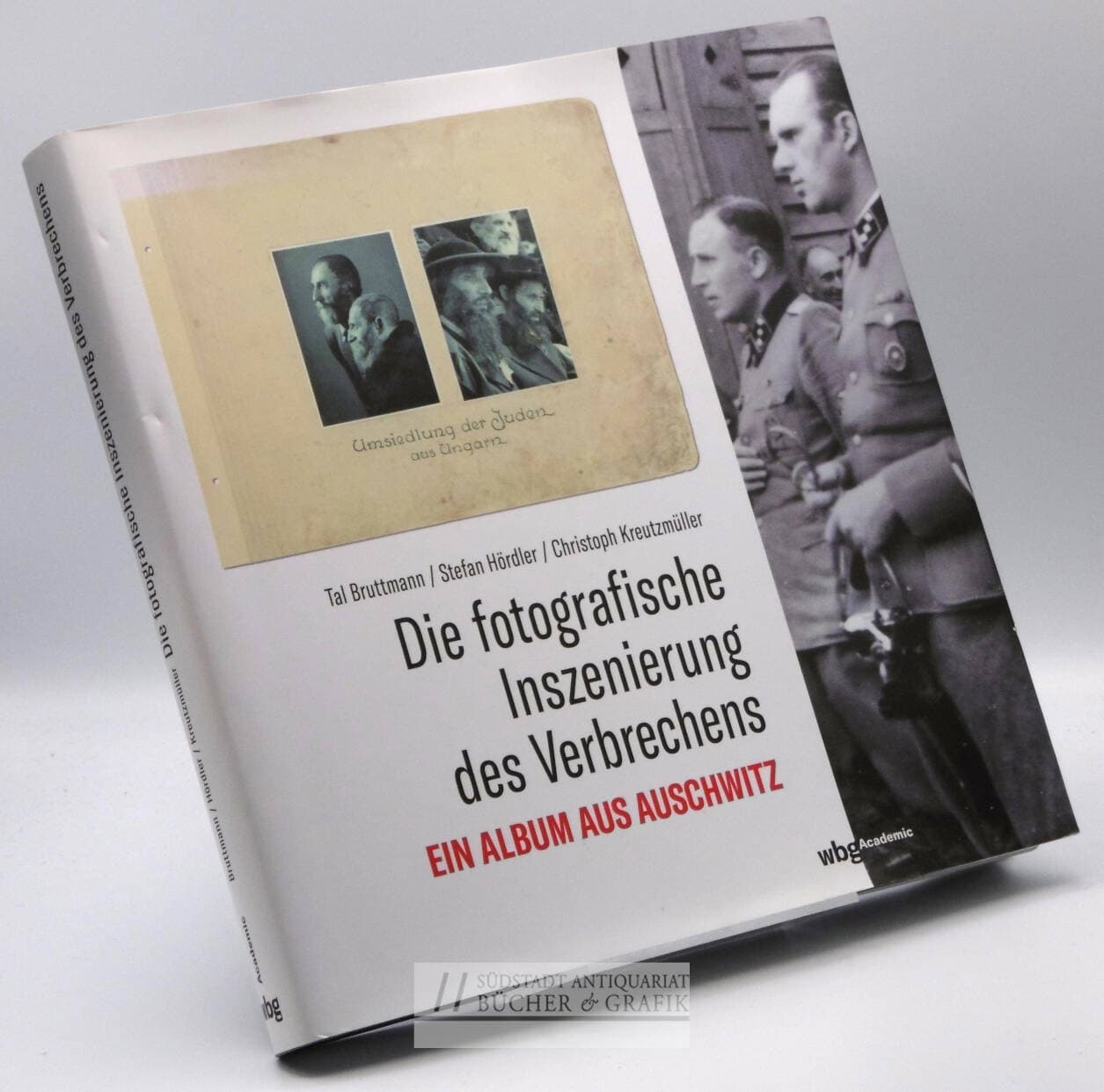 Die fotografische Inszenierung des Verbrechens